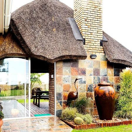 Settle Inn Self Catering Accommodation 科尔切斯特 外观 照片
