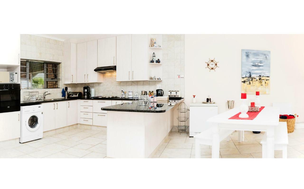 Settle Inn Self Catering Accommodation 科尔切斯特 外观 照片